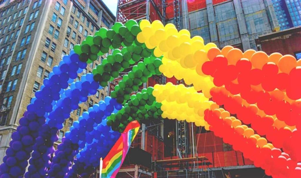 how to make a balloon arch
