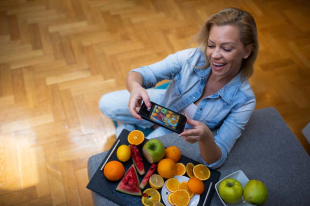 Buy Ice Apple Fruit Online
